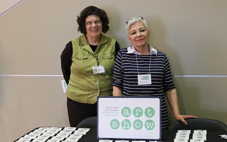 Two of our wonderful helpers, Susan Rahl and Evelyn Hambleton.